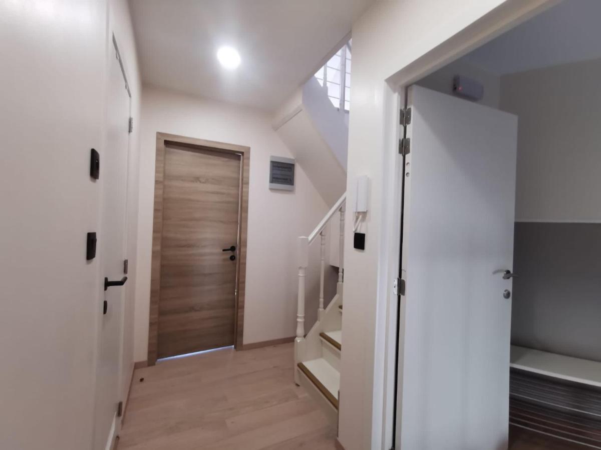 Charming Duplex On The Canal Brussels — Photos 3